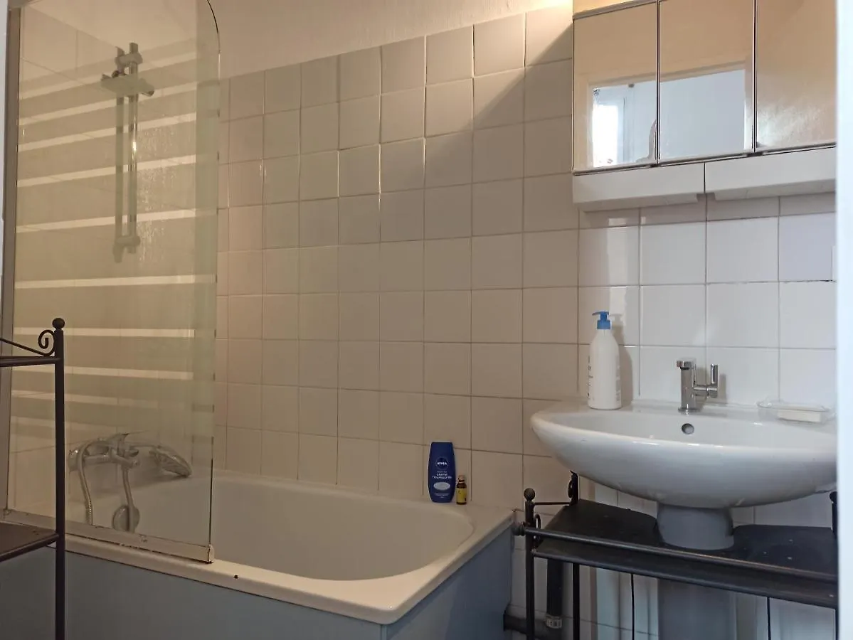 T2 Toulouse Saint Cyprien 40M2 Independant, Quartier Sympa, 1Er Etage Sur 2, Terrasse Apartment